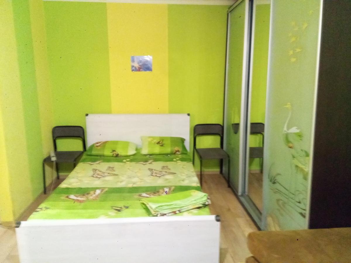 Ferienwohnung Район Деснянской Правды Tschernihiw Exterior foto